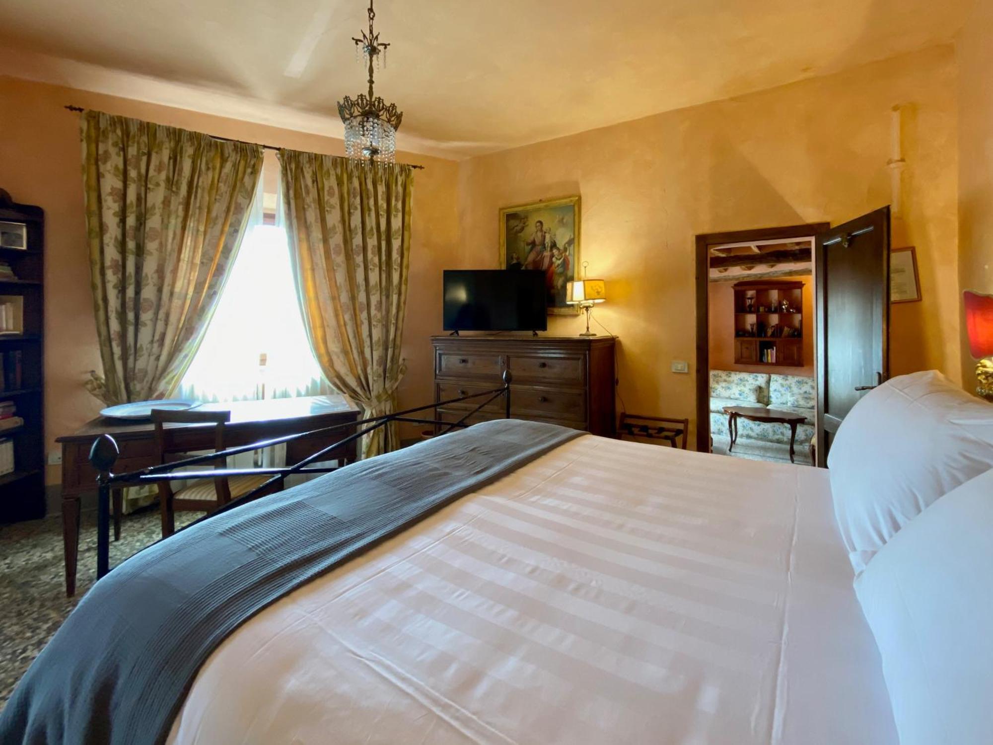 Antica Dimora Leones Bed & Breakfast Palaia Ngoại thất bức ảnh