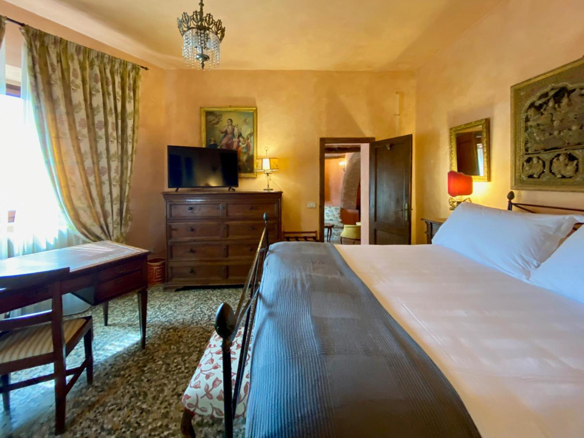 Antica Dimora Leones Bed & Breakfast Palaia Ngoại thất bức ảnh